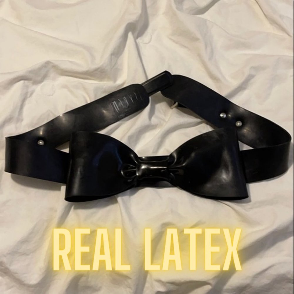 Syren 100% Latex Bow Belt - Medium